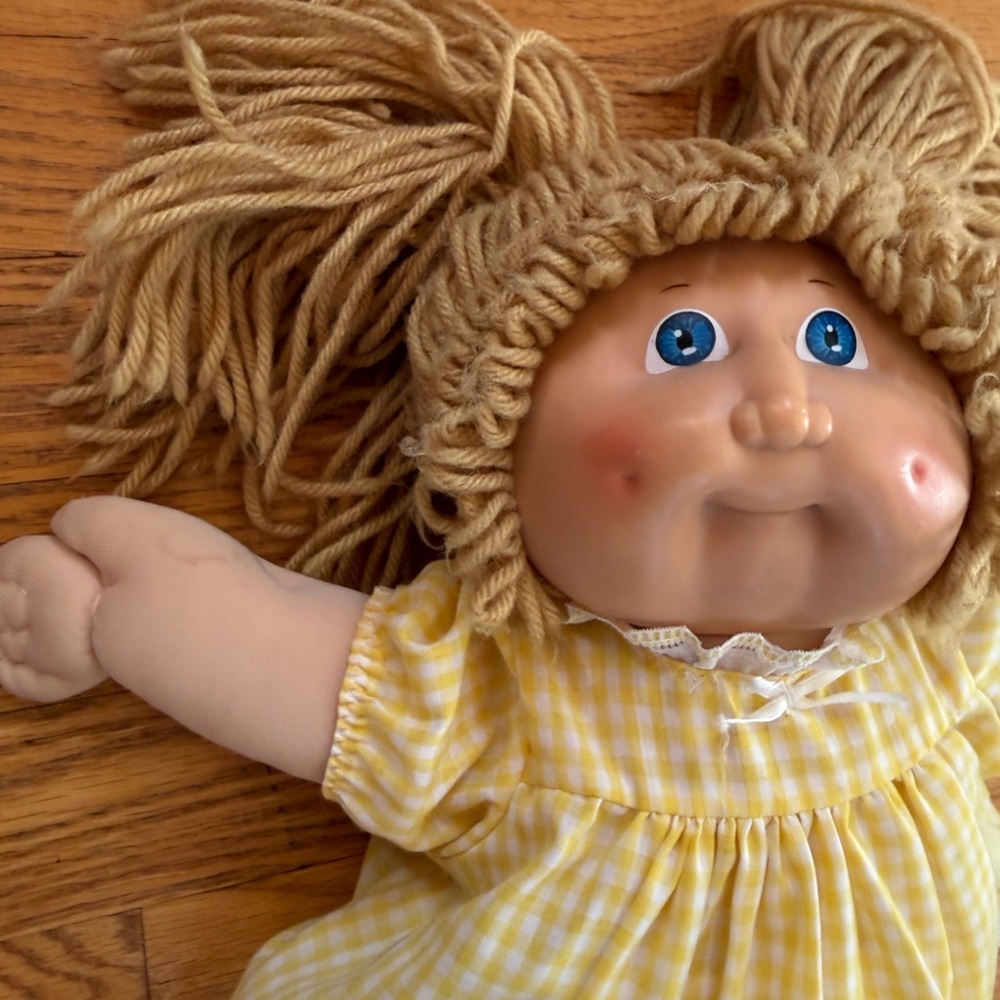 Cabbage Patch Kids Gingham Dress Doll Yellow hair, blue eyes, tag 1978, 1982 - Picture 6 of 15